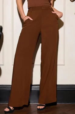 Braune Hose mit hoher Taille