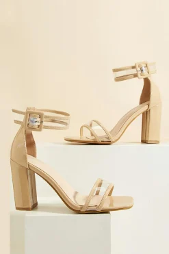 Nudefarbene Riemchensandalen mit Absatz
